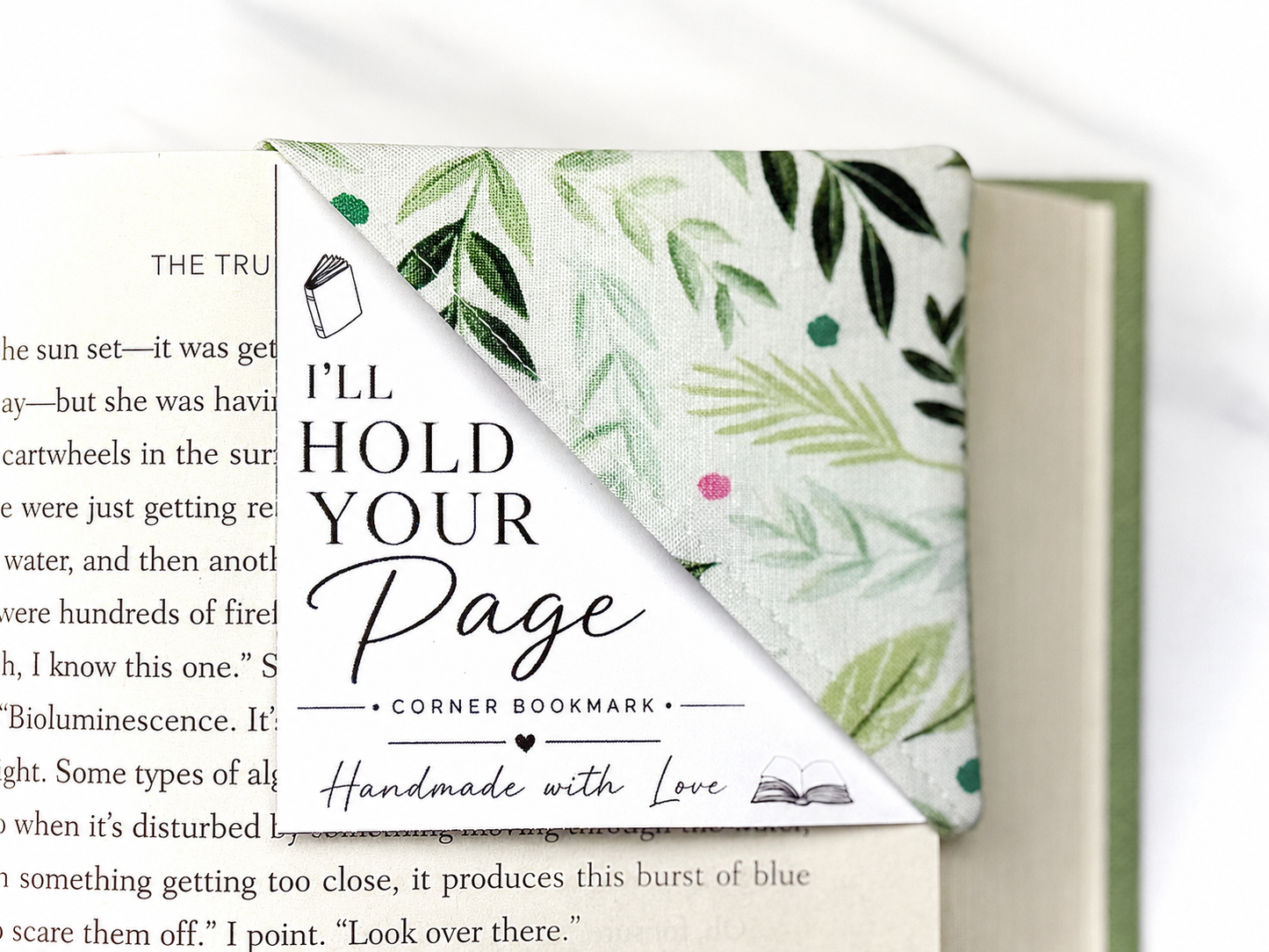Fabric Corner Bookmark | PDF Sewing Pattern in 3 Sizes