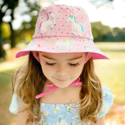 Easy bucket sun hat sewing pattern, diy babies bucket hat with straps, chin ties, toddler bucket hat, how to sew a bucket hat for girls or boys by aloha sewing company. Easy DIY sewing tutorial video and printable pattern.