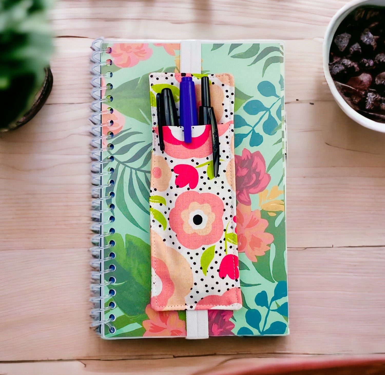 diy Fabric Pencil Holder Pouch Printable PDF Sewing Pattern for Books, planners, notebooks, composition books or binders by aloha sewing company
