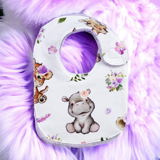 side closing baby and toddler bib PDF sewing pattern by aloha sewing company, diy baby shower gift to make for boys or girls, neutral sewing patterns for infants, newborns