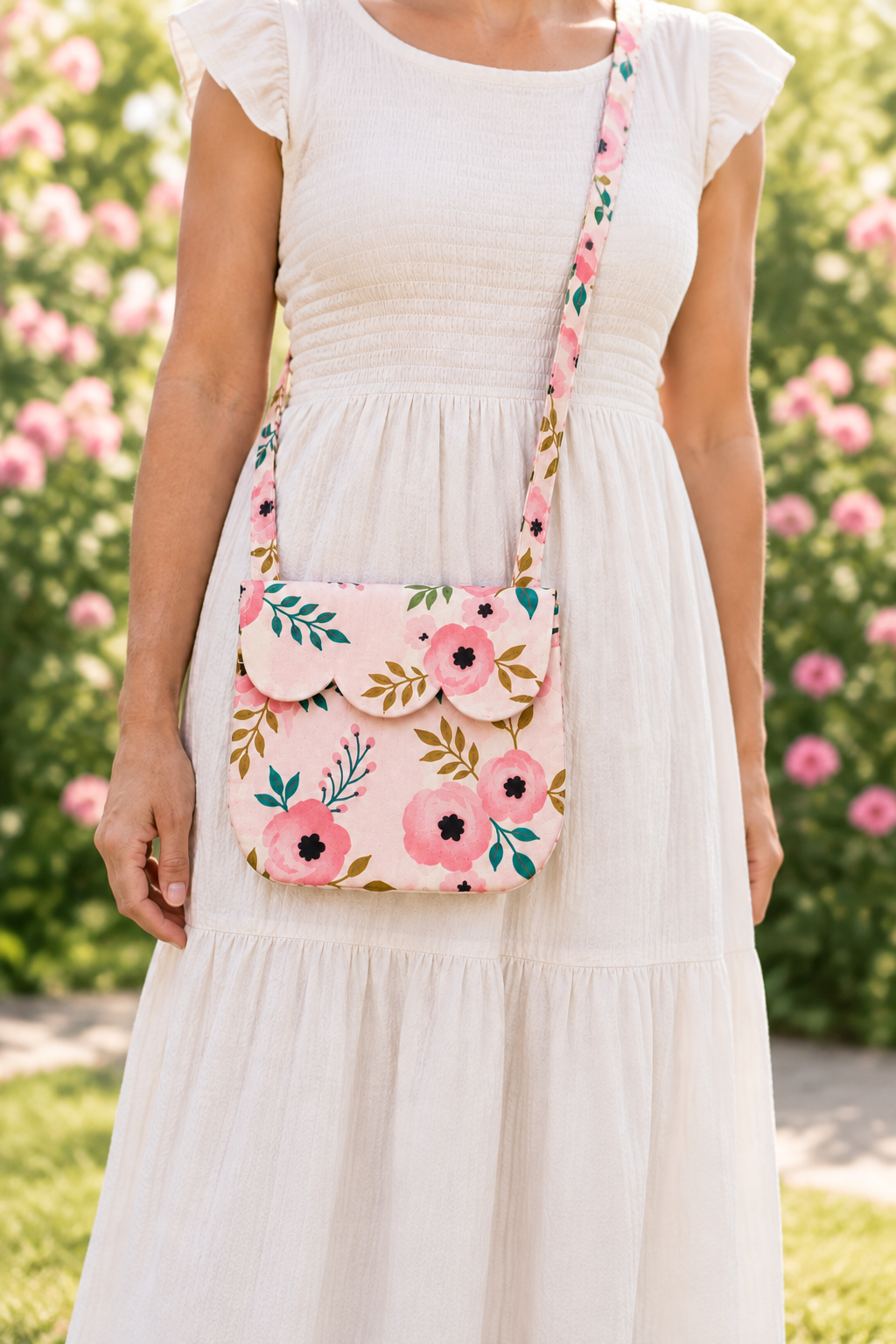 Beginners Women’s Scalloped Purse | PDF Sewing Tutorial (any size strap!)