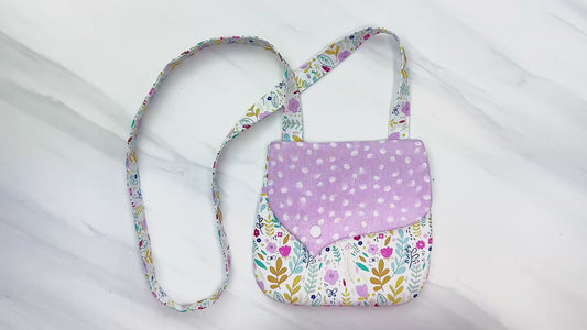 Easy Girls Purse Sewing Pattern, Crossbody, Aloha Sewing Company, How to sew a childrens purse, pdf printable sewing pattern for beginners, DIY gift to sew, sew and sell, quick and easy, sewing tutorial video